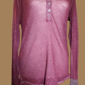 Long Sleeve Henley Top in Pink